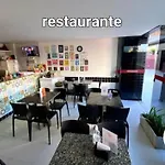 Flat encantador com piscina e WIFI